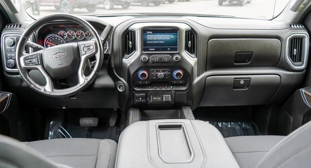 Used 2021 Chevrolet Silverado 1500 RST w/ Bed Protection Package image 16