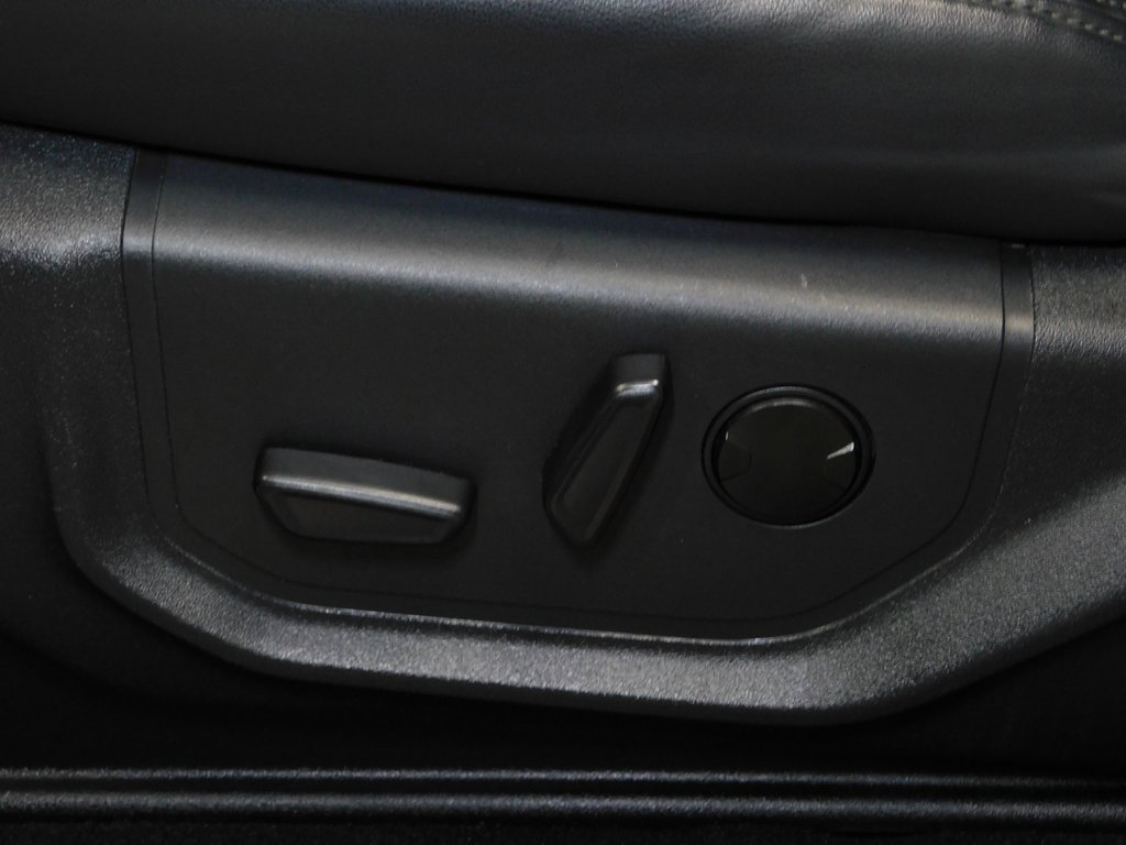 Used 2024 Ford Expedition XLT image 31