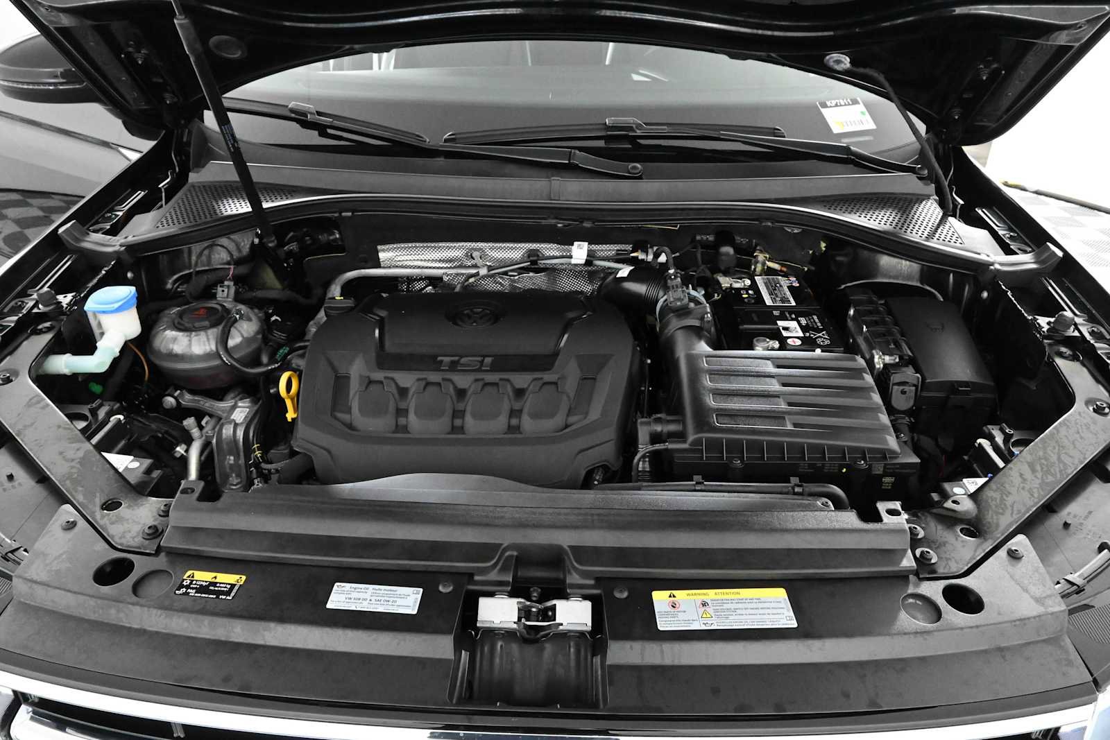 Certified 2023 Volkswagen Tiguan SE FWD image 29