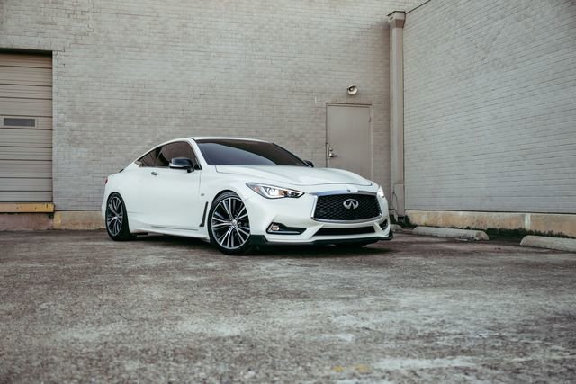 Used 2017 INFINITI Q60 3.0t w/ Cargo Package AWD/4WD image 19