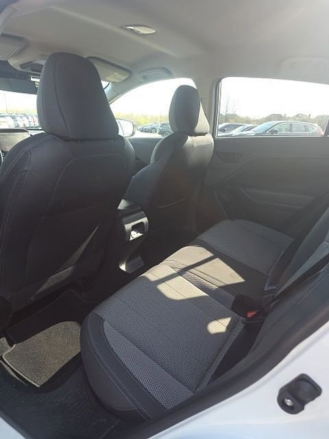Used 2024 Subaru Crosstrek 2.0i Premium image 8