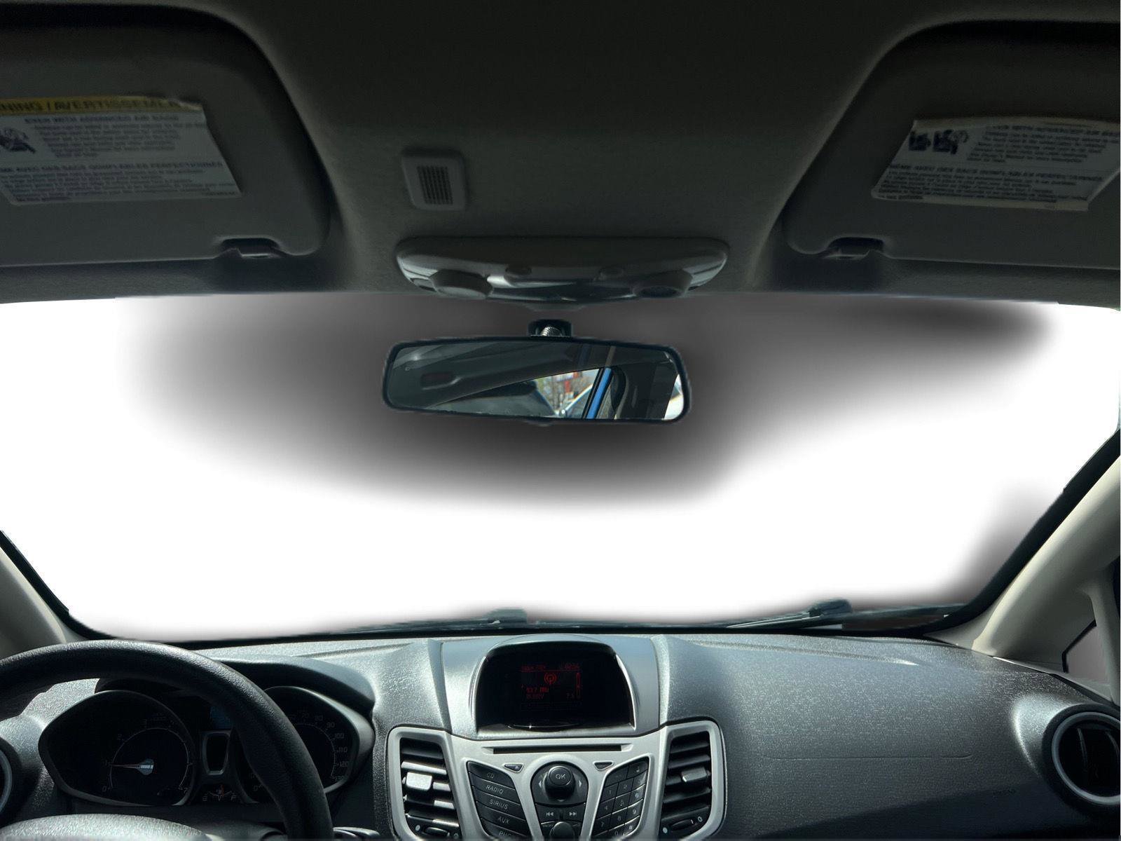 Used 2011 Ford Fiesta SE w/ 203A Rapid Spec Order Code image 18