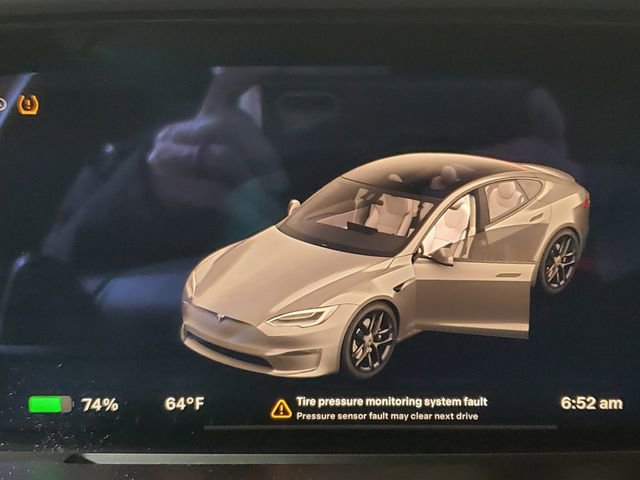 Used 2021 Tesla Model S Plaid image 13