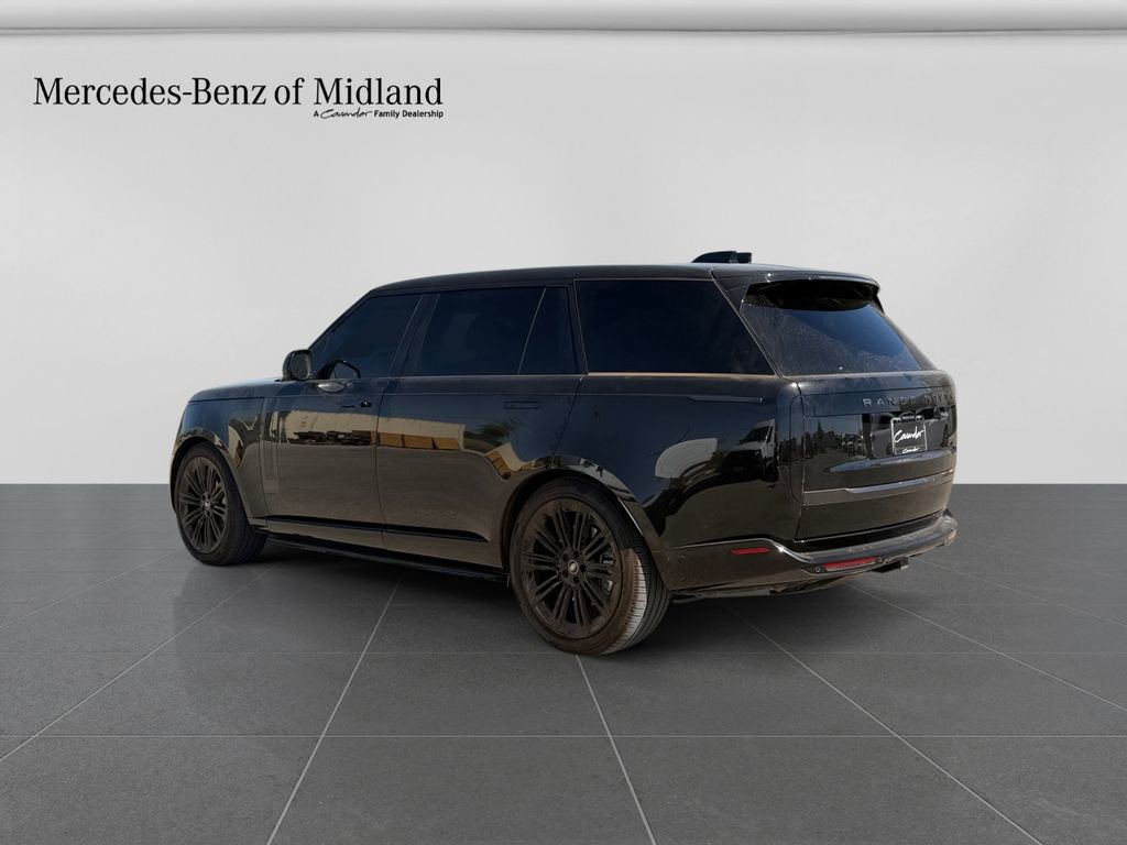 Used 2025 Land Rover Range Rover Long Wheelbase SE image 5