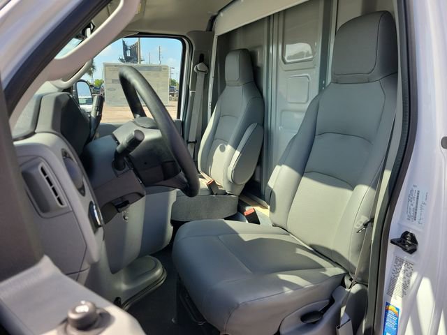 New 2027 Ford E-450 and Econoline 450 Super Duty w/ Power Equipment Group RWD image 8