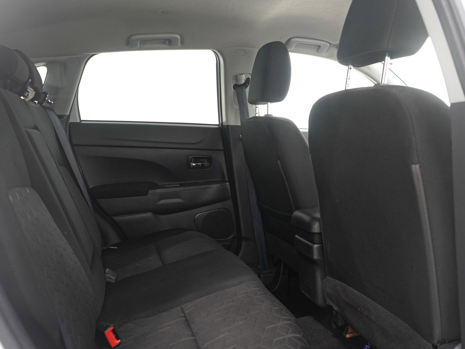 Used 2023 Mitsubishi Outlander Sport SE AWD/4WD image 12