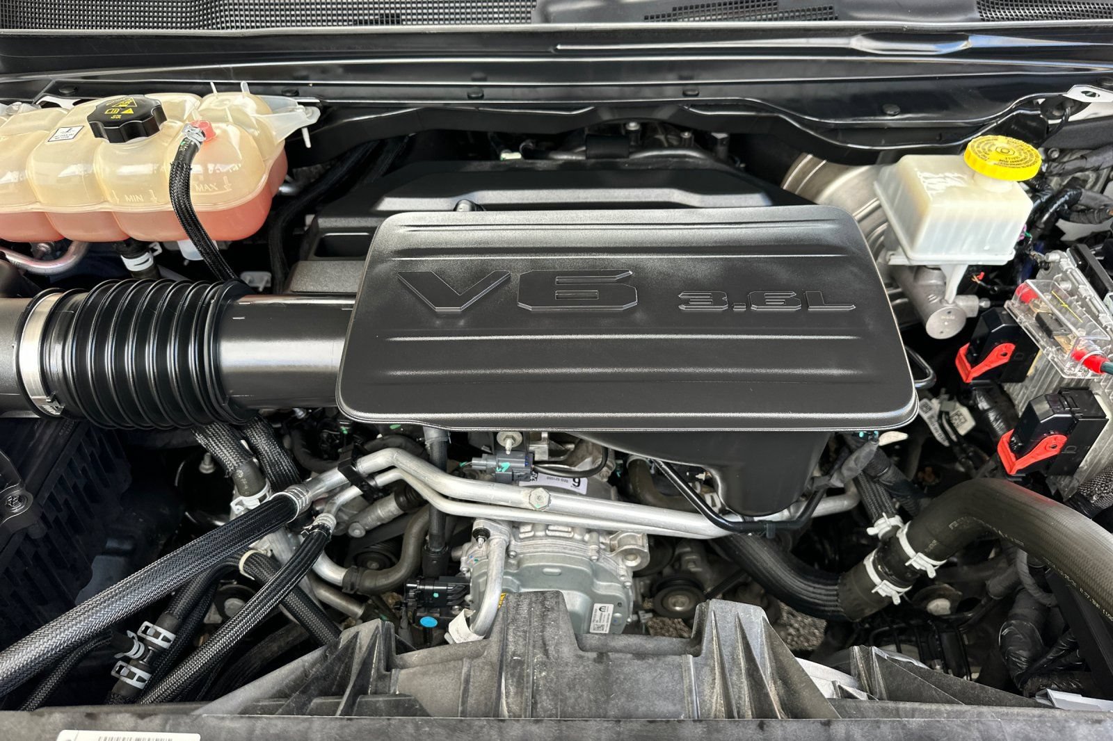 Used 2021 RAM 1500 Big Horn RWD image 23