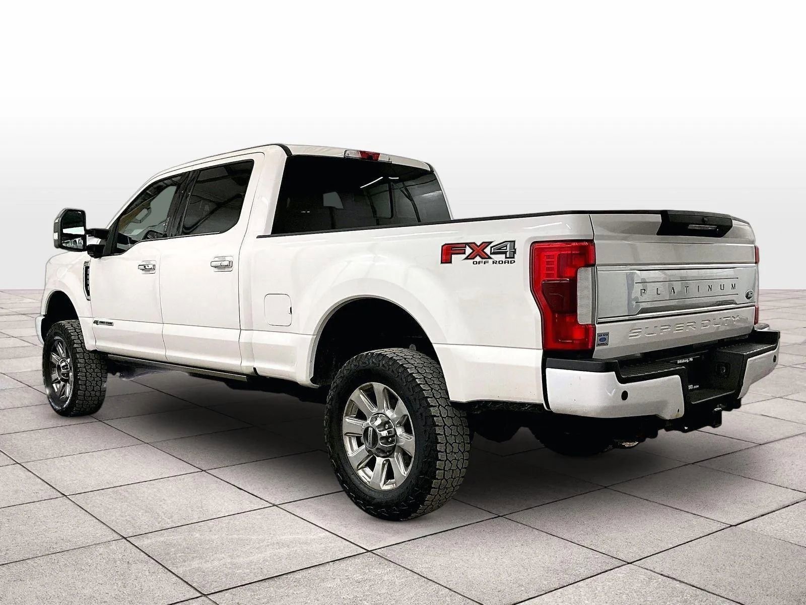 Used 2019 Ford F350 Platinum w/ Platinum Ultimate Package image 11