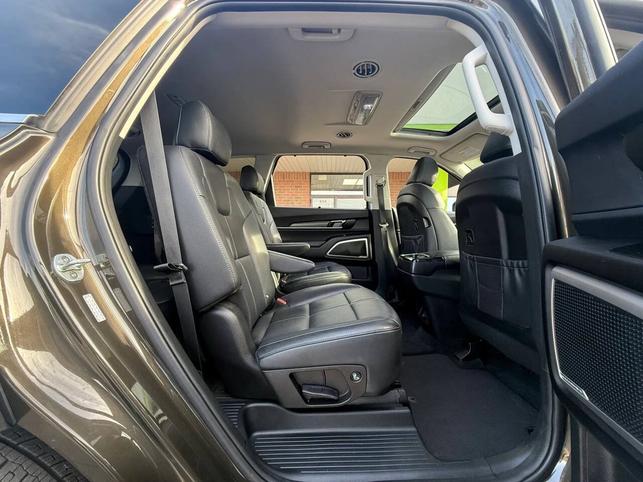 Used 2020 Kia Telluride EX w/ EX Premium Package FWD image 15
