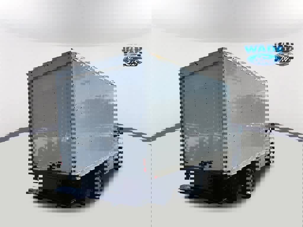 Used 2023 Ford E-450 and Econoline 450 Super Duty w/ Power Windows & Locks Group image 5