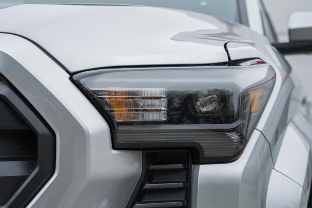 New 2026 Toyota Tacoma SR5 image 12