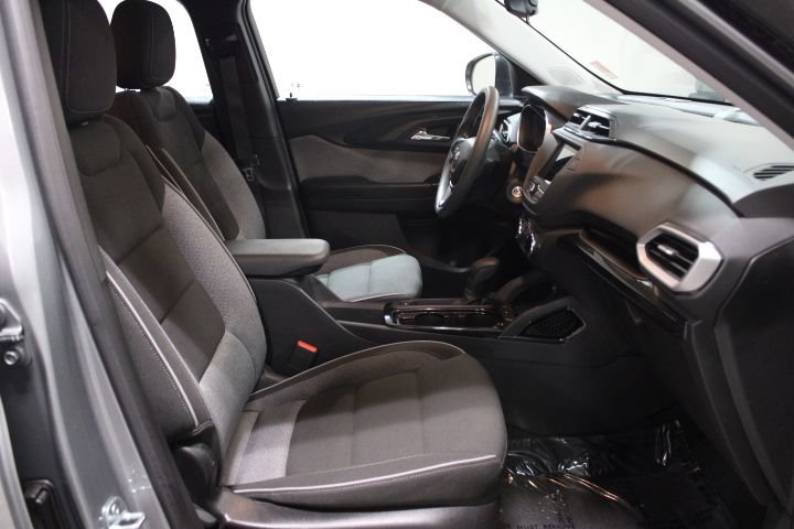 Used 2023 Chevrolet TrailBlazer LS FWD image 24