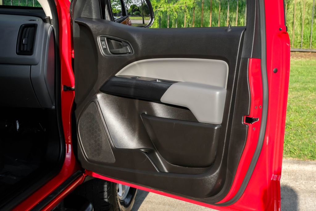 Used 2018 GMC Canyon 2WD Crew Cab w/ Convenience Package image 42