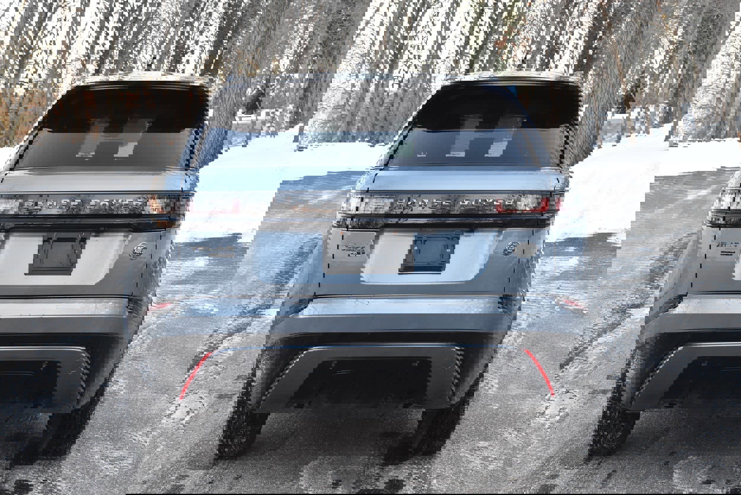 Used 2019 Land Rover Range Rover Velar R-Dynamic SE AWD/4WD image 7