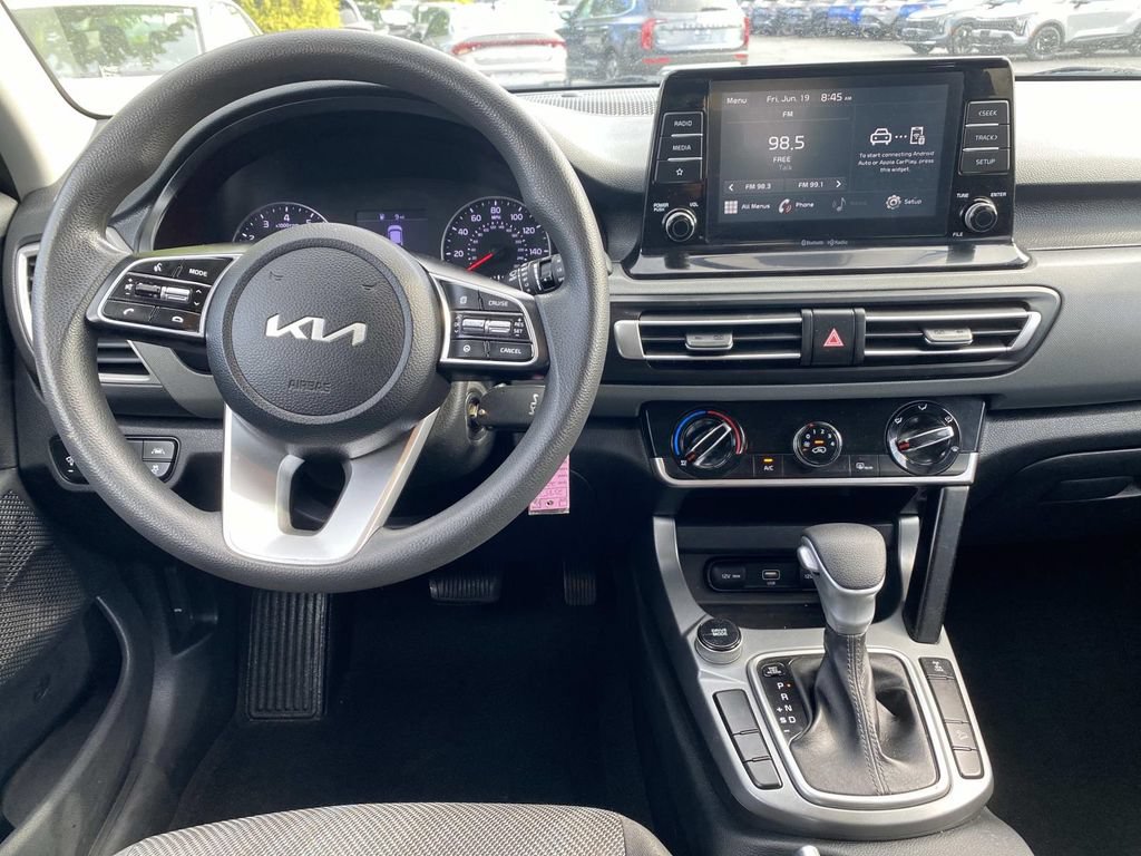 Used 2022 Kia Seltos LX AWD/4WD image 10