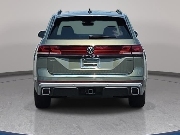 Used 2024 Volkswagen Atlas Peak Edition SEL AWD/4WD image 6