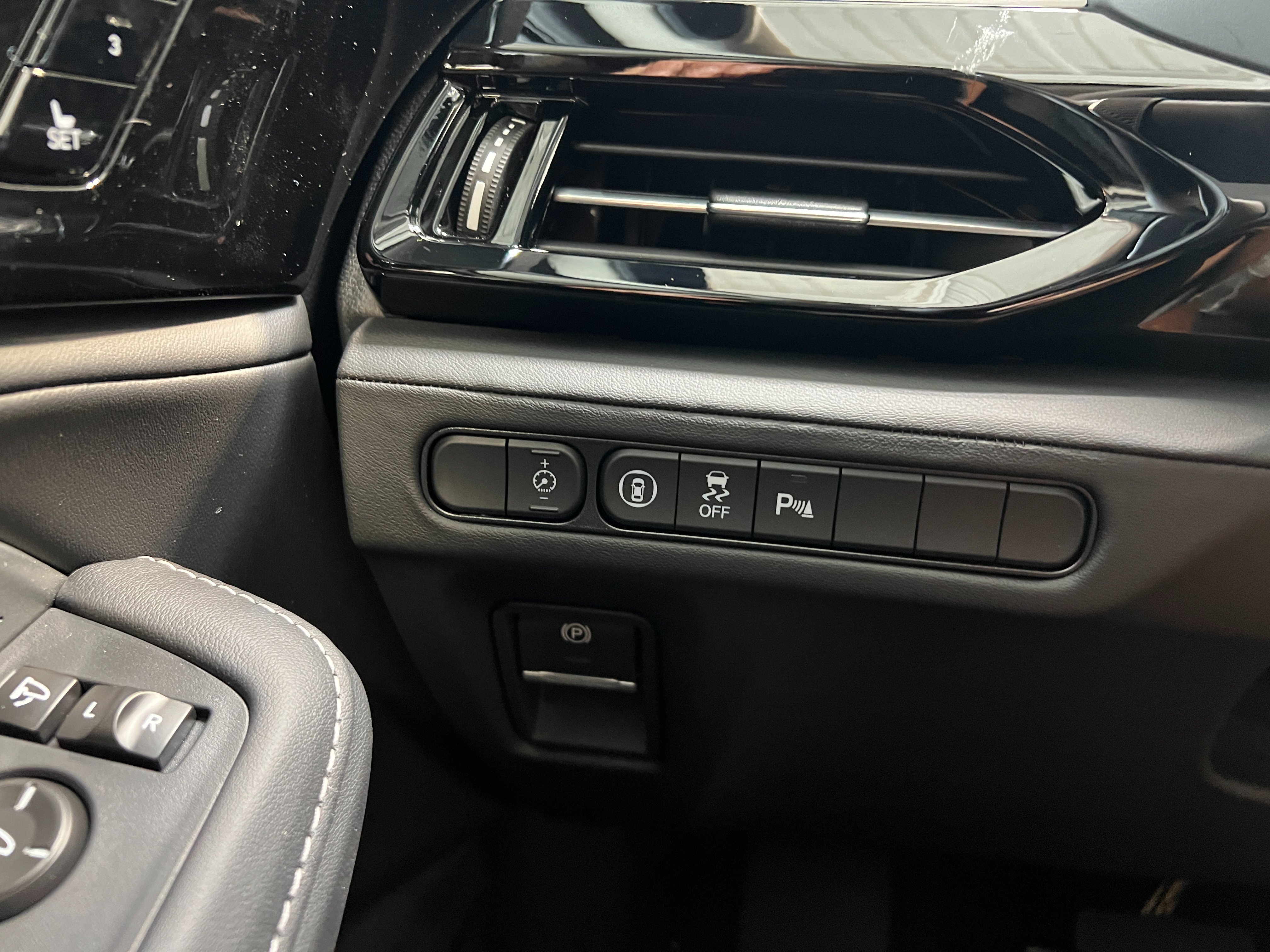 New 2026 Acura MDX w/ Technology Package AWD/4WD image 26