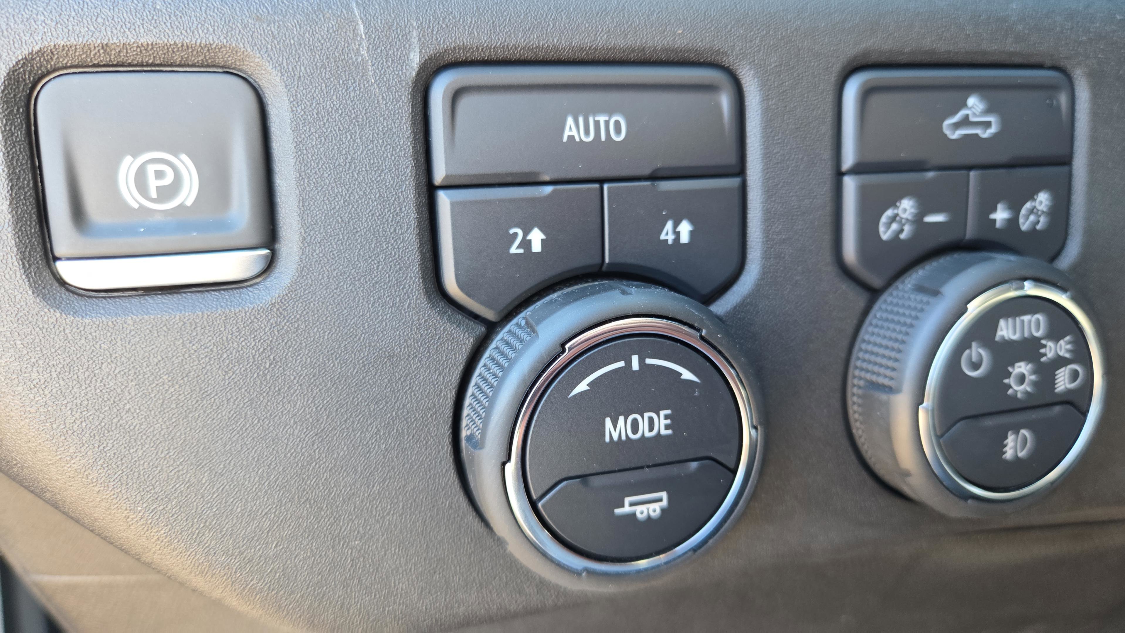 Used 2024 Chevrolet Silverado 1500 RST w/ Max Trailering Package image 34