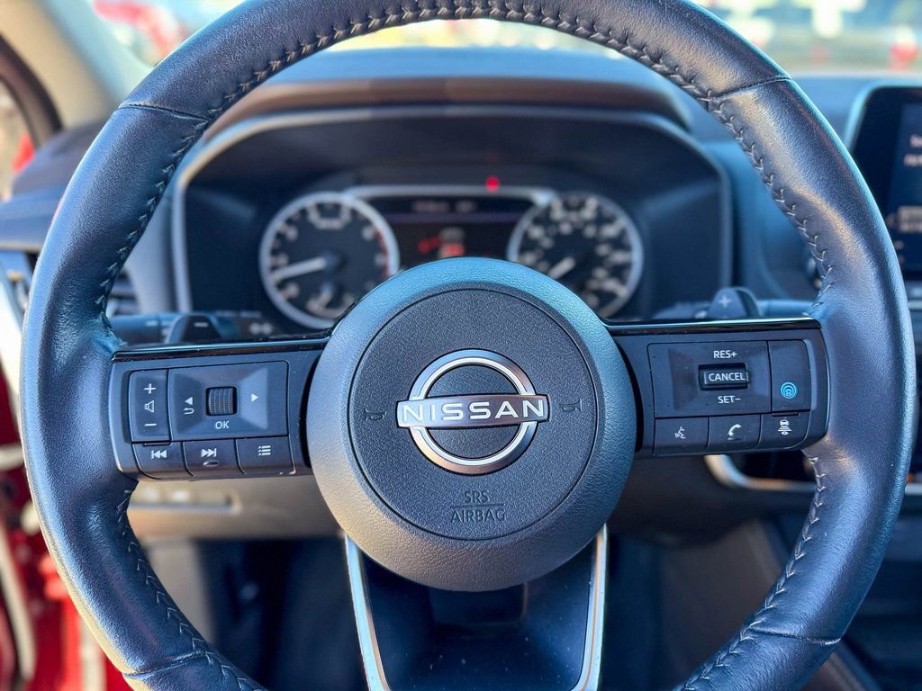 Used 2023 Nissan Rogue SL image 27