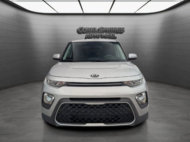 Used 2020 Kia Soul LX FWD image 2