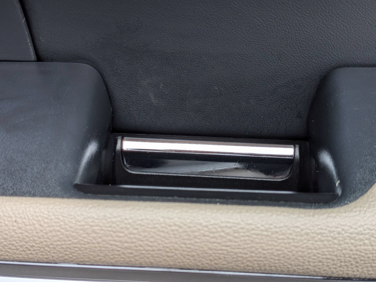 Used 2024 Ford Expedition Limited RWD image 38
