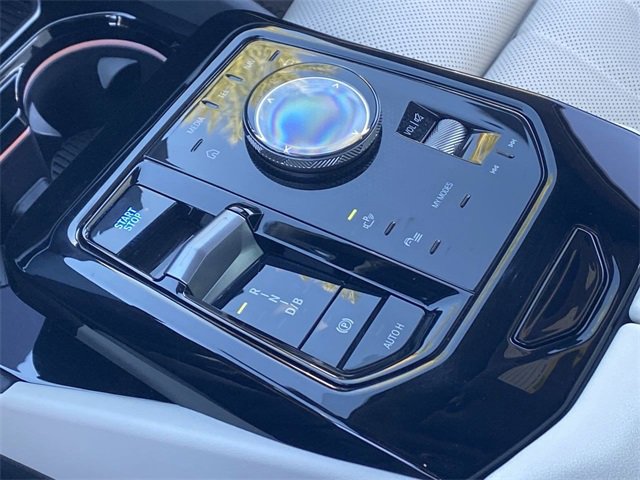 Certified 2024 BMW i5 eDrive40i w/ M Sport Package image 30