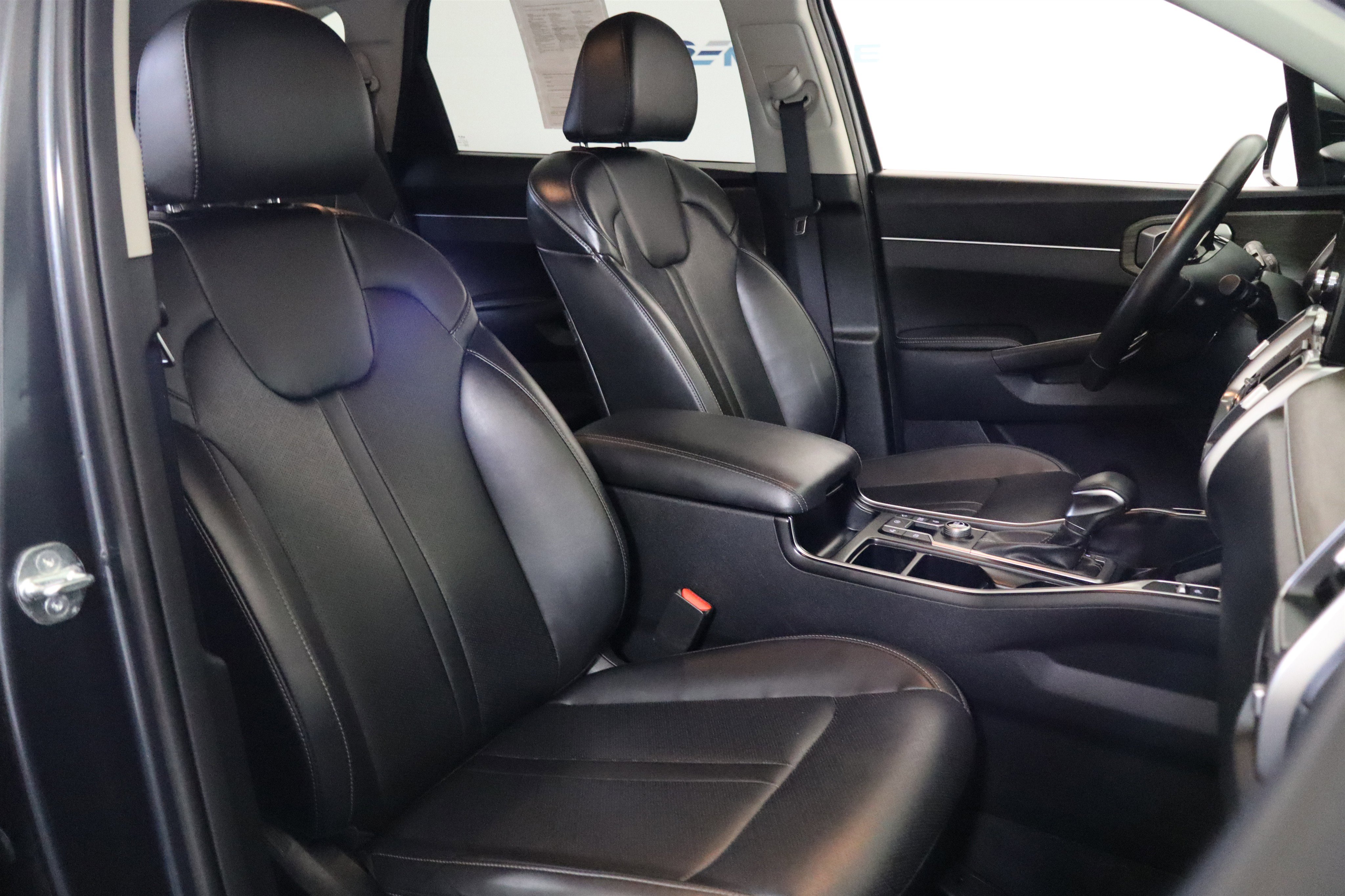 Used 2023 Kia Sorento EX image 20