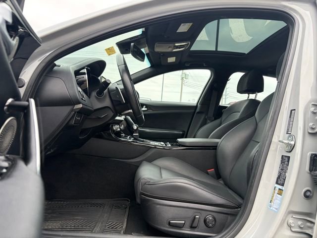 Used 2023 Kia Stinger GT-Line w/ Sun & Sound Package image 29