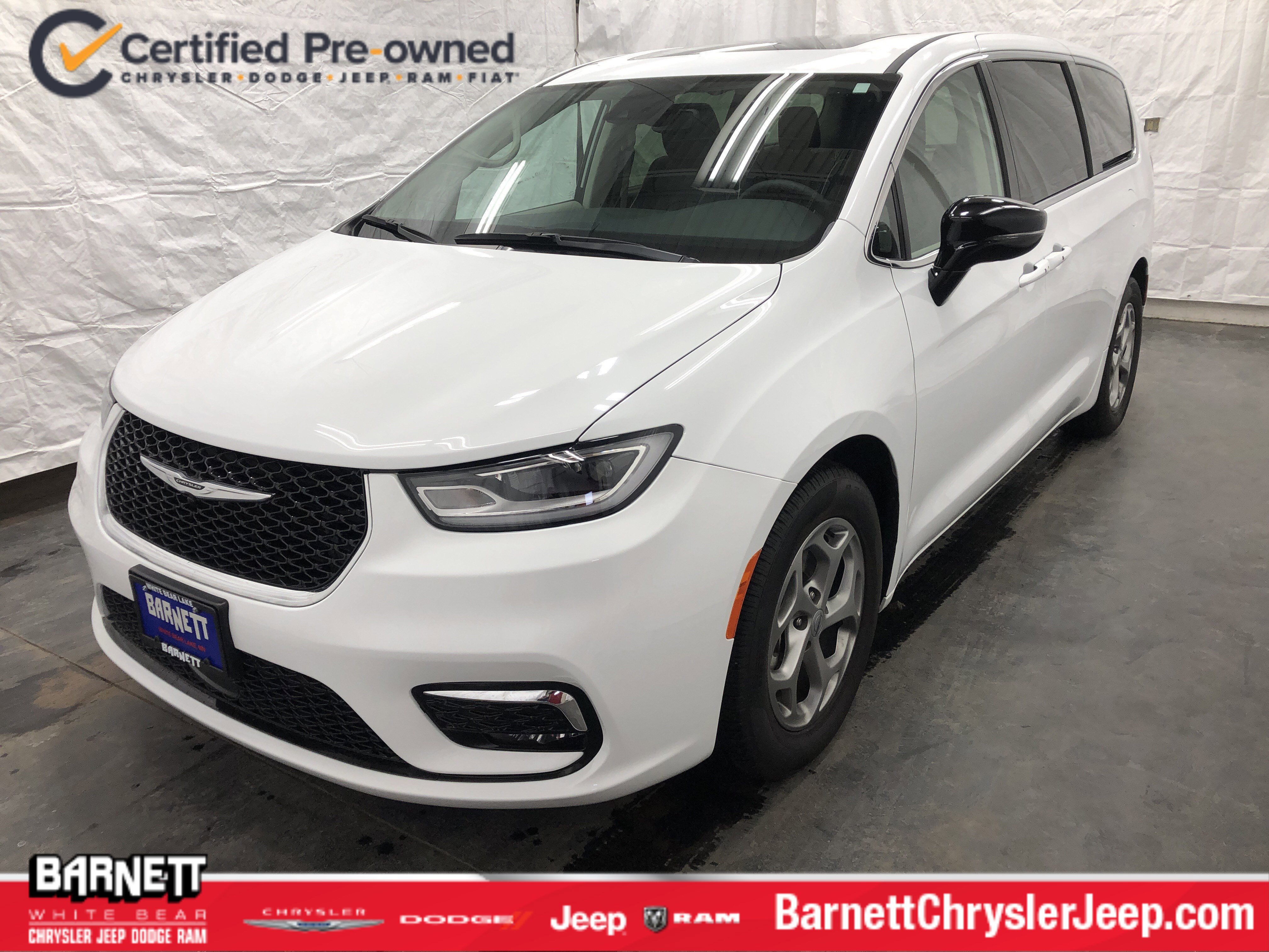 Certified 2024 Chrysler Pacifica Limited