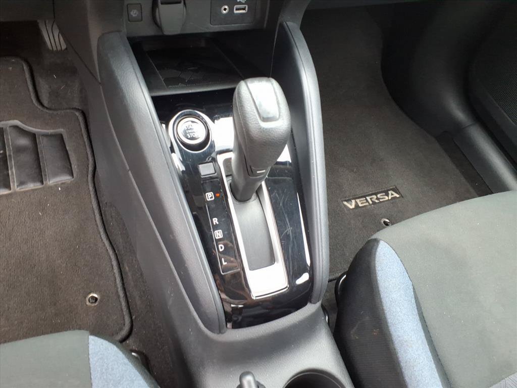 Used 2024 Nissan Versa SV FWD image 29
