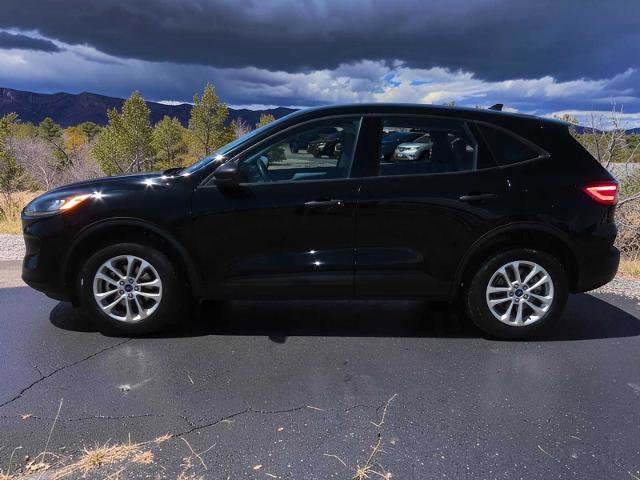 Certified 2022 Ford Escape S AWD/4WD image 3