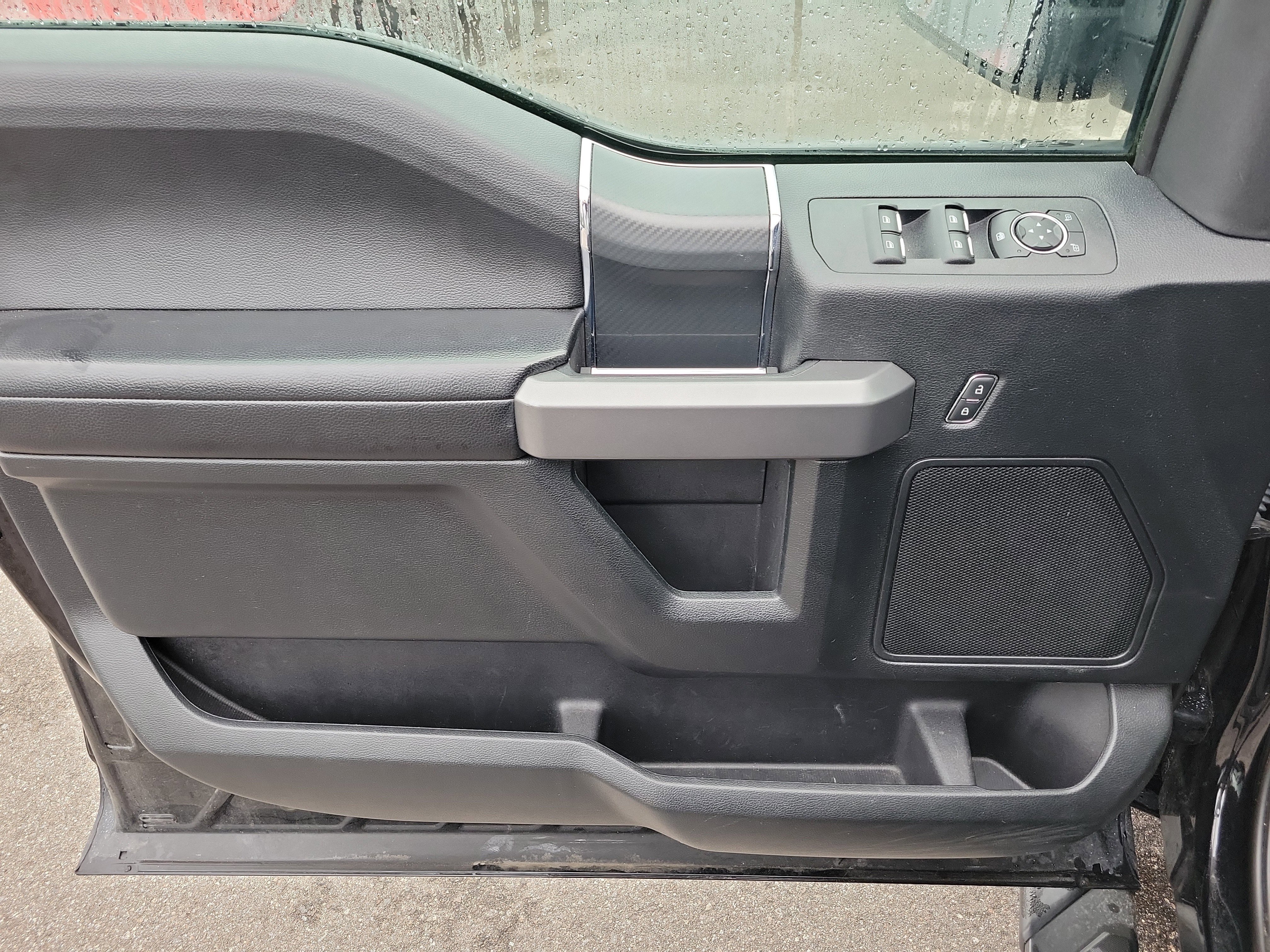 Used 2018 Ford F150 XLT w/ Equipment Group 302A Luxury image 18