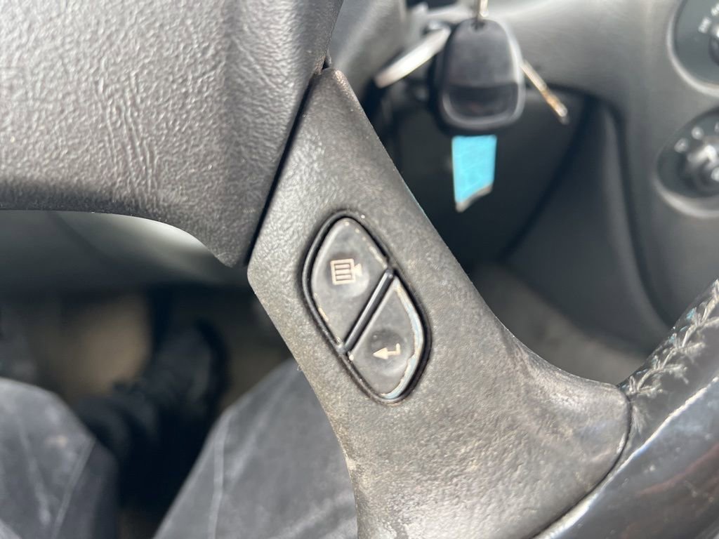 Used 2004 Chevrolet TrailBlazer LT w/ LT Package 1 image 19