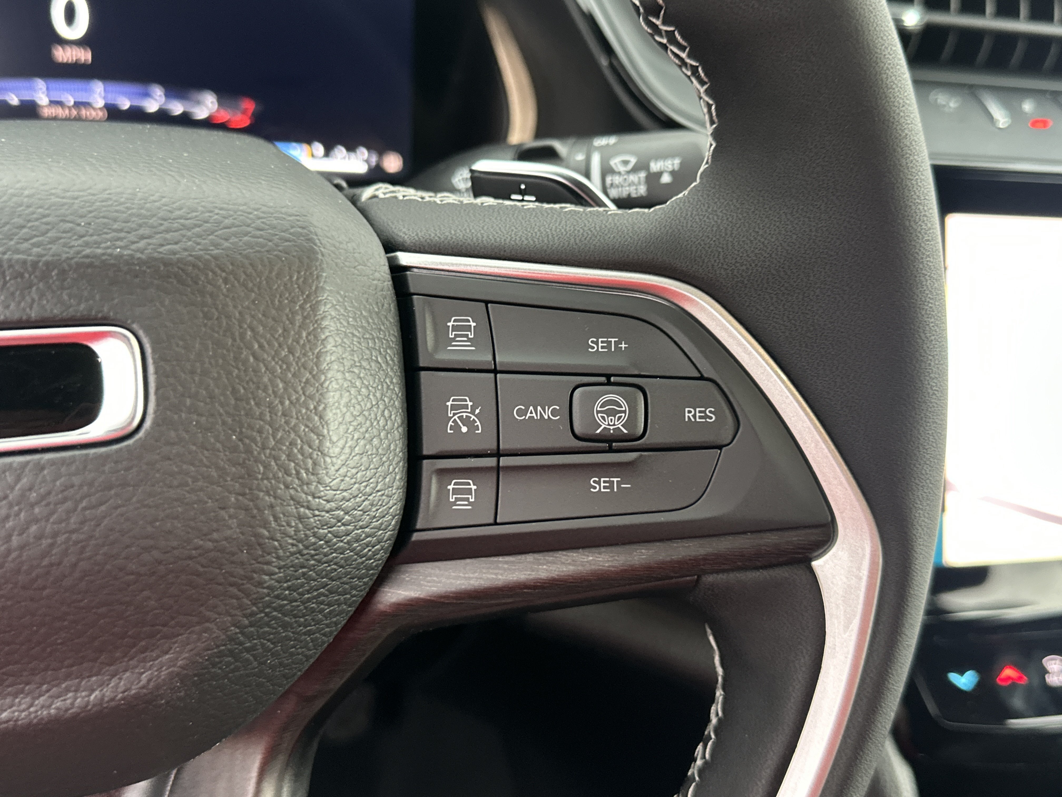 New 2026 Jeep Grand Cherokee Altitude AWD/4WD image 10