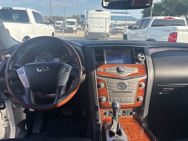 Used 2017 INFINITI QX80 4WD image 11