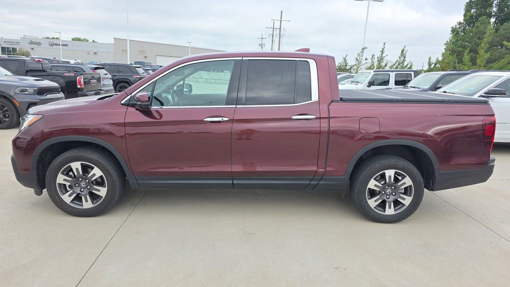 Used 2017 Honda Ridgeline RTL-E image 2