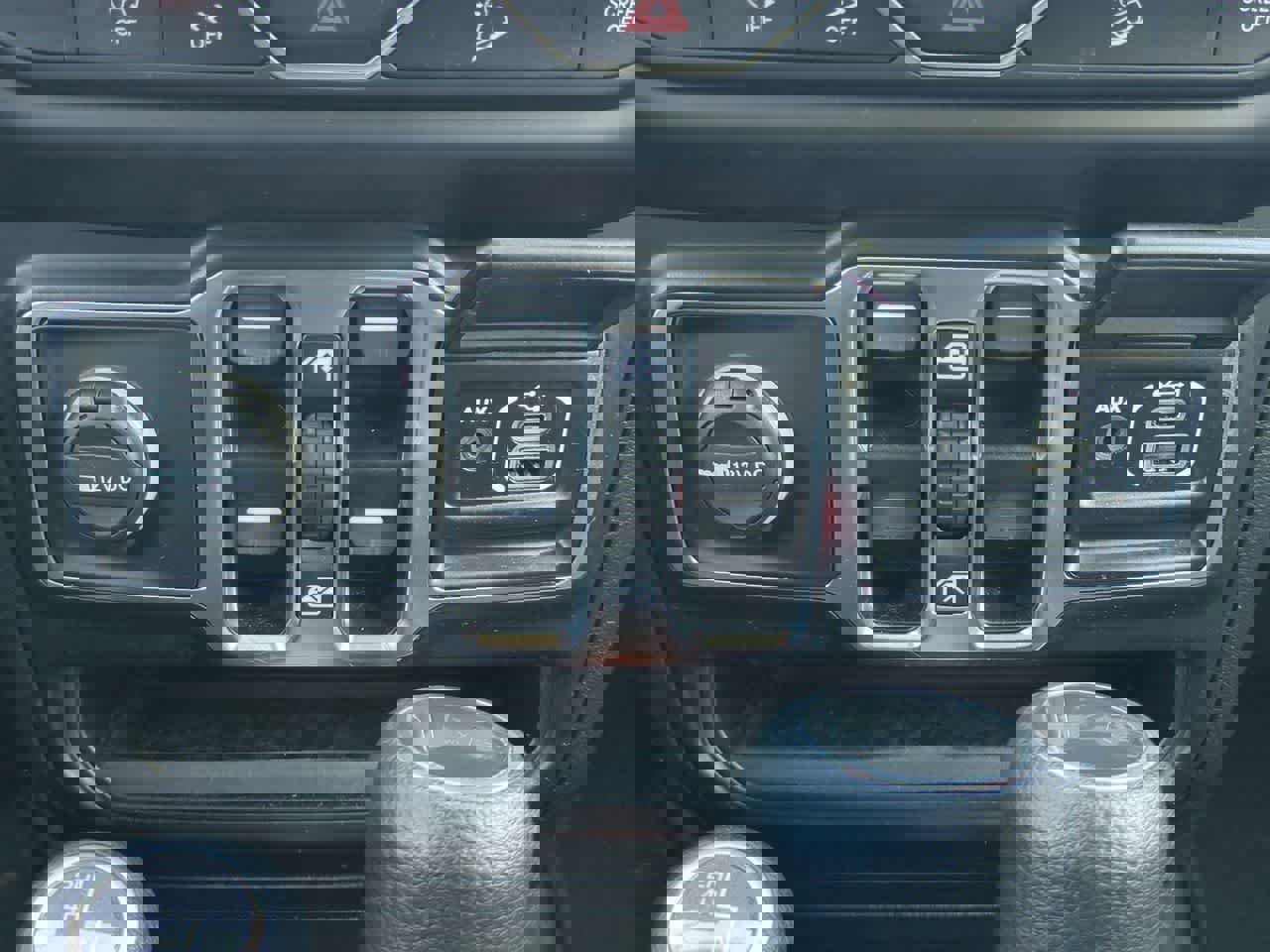 Used 2020 Jeep Wrangler Unlimited Sport image 30