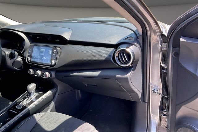 Used 2024 Nissan Kicks SV FWD image 15