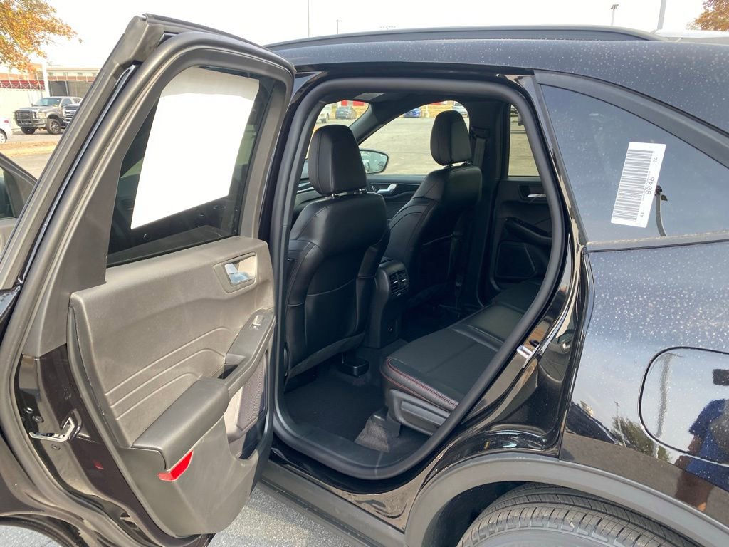 New 2026 Ford Escape ST-Line image 28