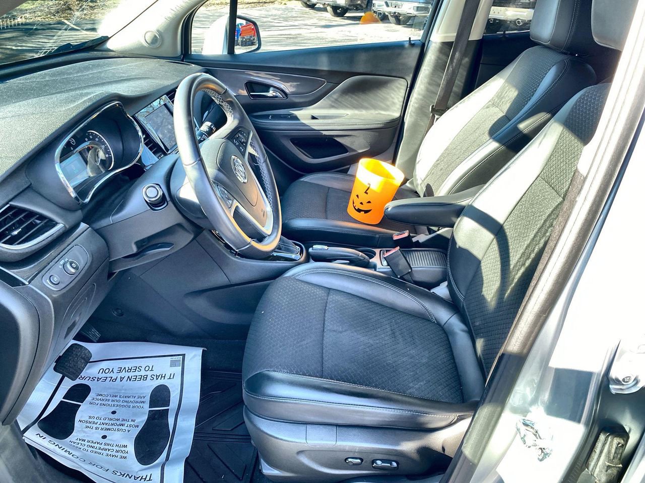 Certified 2022 Buick Encore Preferred w/ Safety Package image 18
