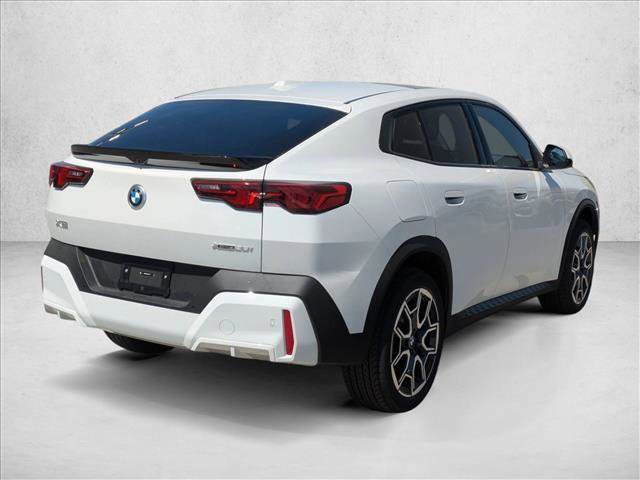 New 2026 BMW X2 xDrive28i image 2