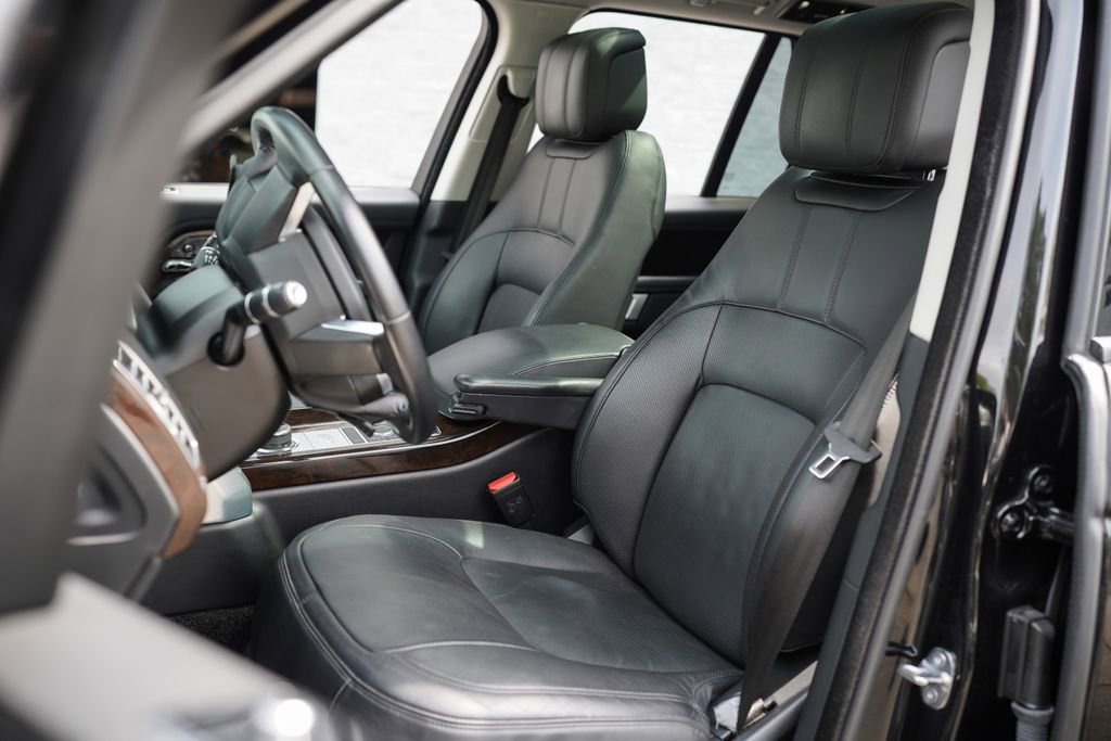 Used 2021 Land Rover Range Rover Westminster Edition image 22