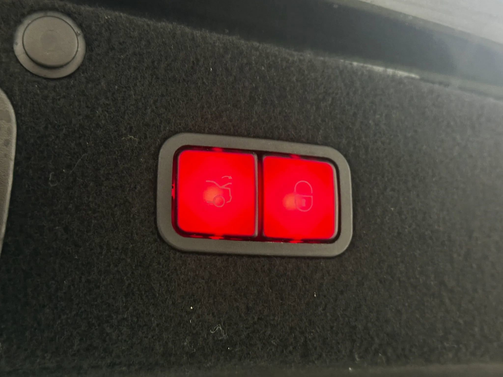 Used 2016 Mercedes-Benz S 550 Sedan image 18