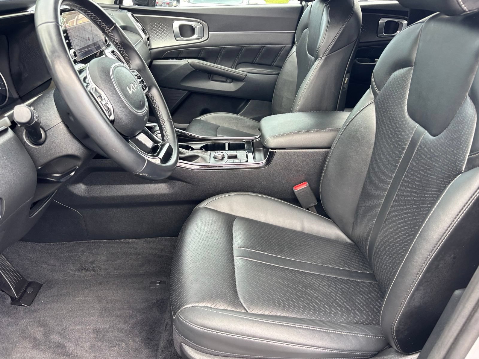 Used 2022 Kia Sorento SX FWD image 13