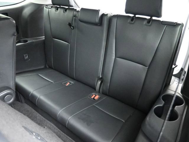 Certified 2024 Toyota Highlander XLE image 33