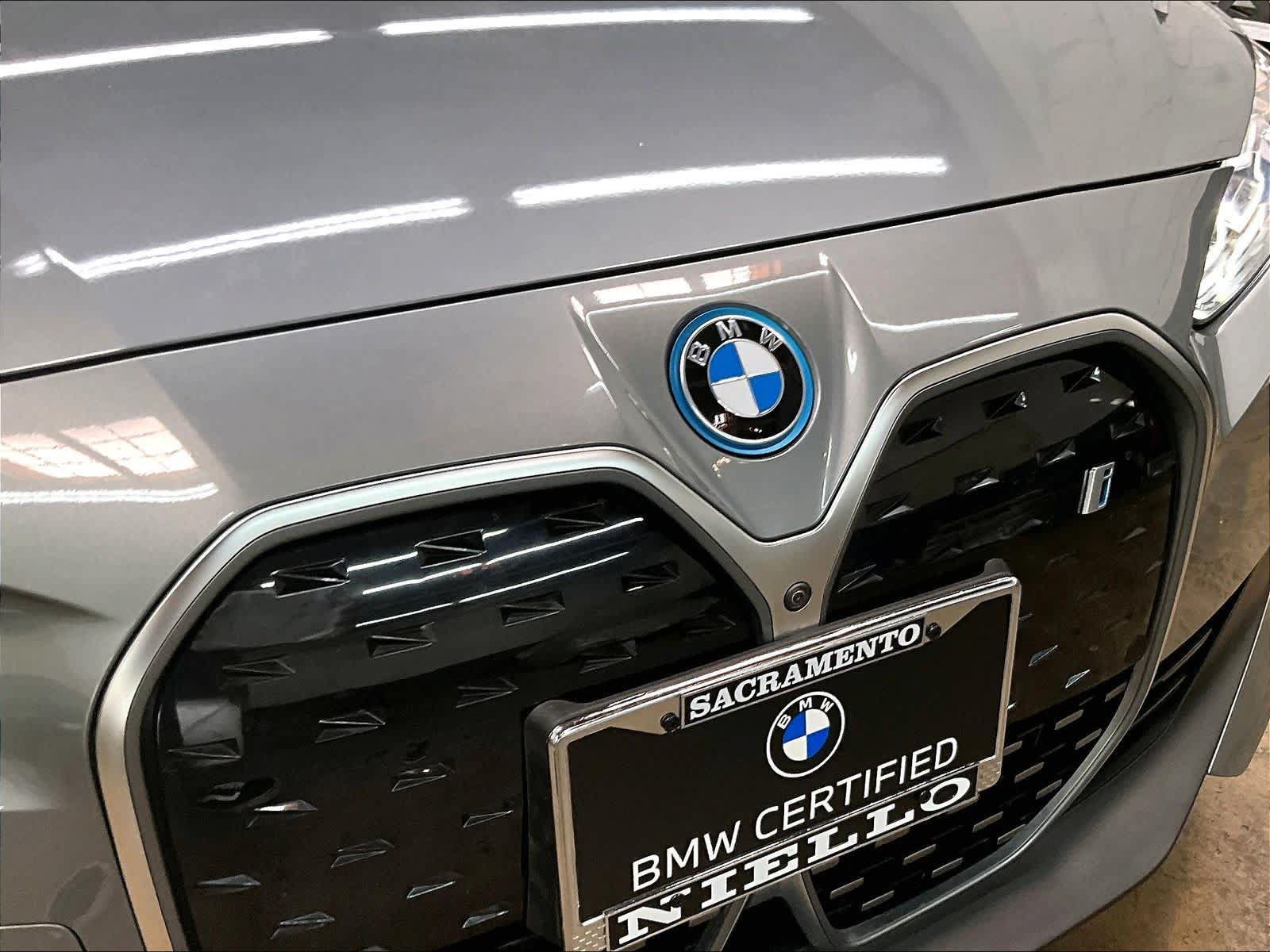 Used 2023 BMW i4 eDrive40 w/ Premium Package RWD image 34