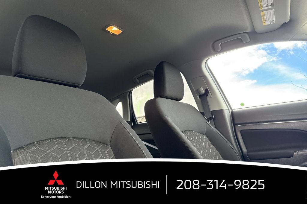 Used 2025 Mitsubishi Outlander Sport ES AWD/4WD image 17