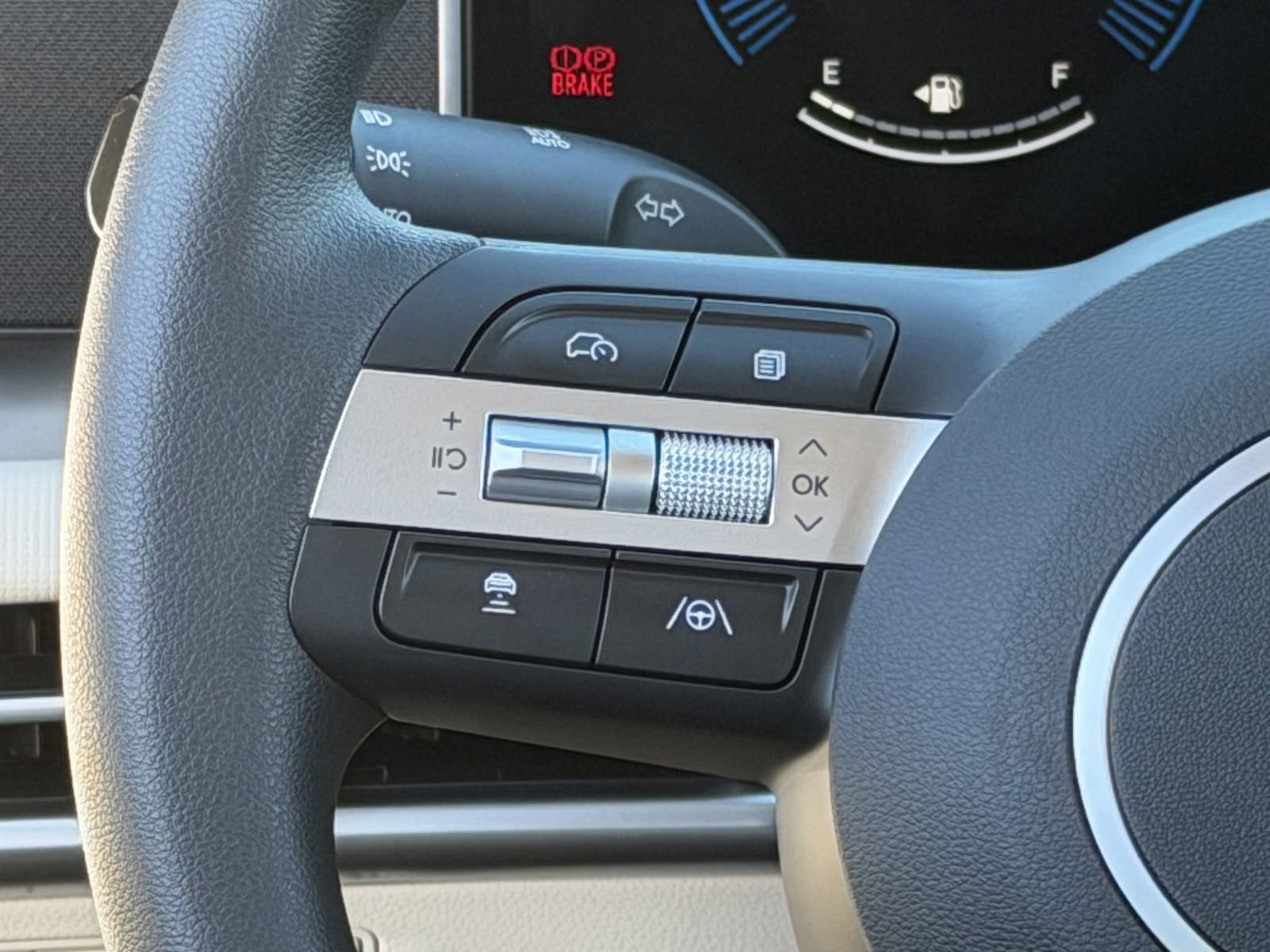 New 2026 Hyundai Tucson SE image 13
