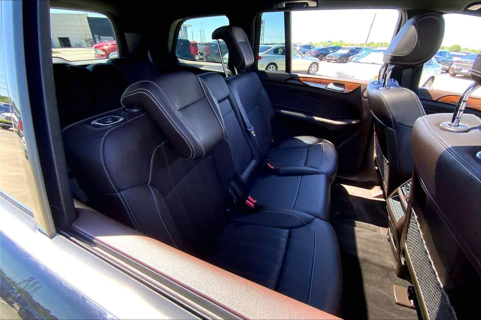 Used 2019 Mercedes-Benz GLS 450 4MATIC image 19