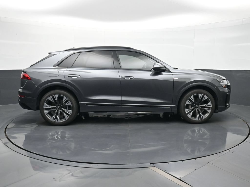 Used 2025 Audi Q8 Premium Plus AWD/4WD image 23